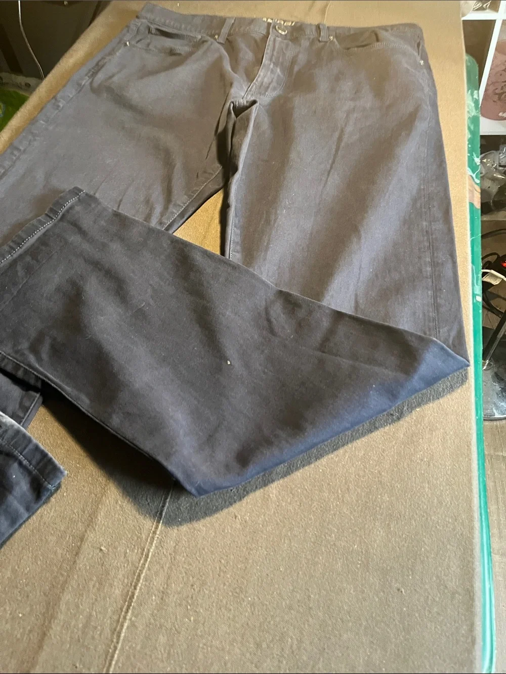 DL1961 Black High-Rise Jeans with Gold Stitching size 36